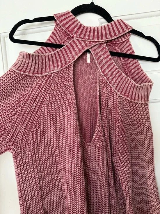 FREE PEOPLE Cold-Shoulder Knit Tunic Sweater - Rose Pink - Picture 3 of 4